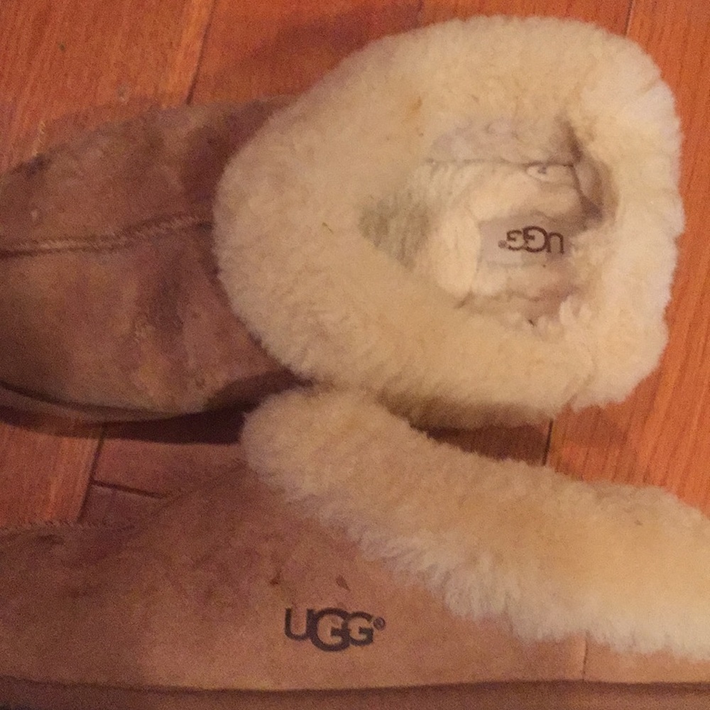 Ugg women’s slippers